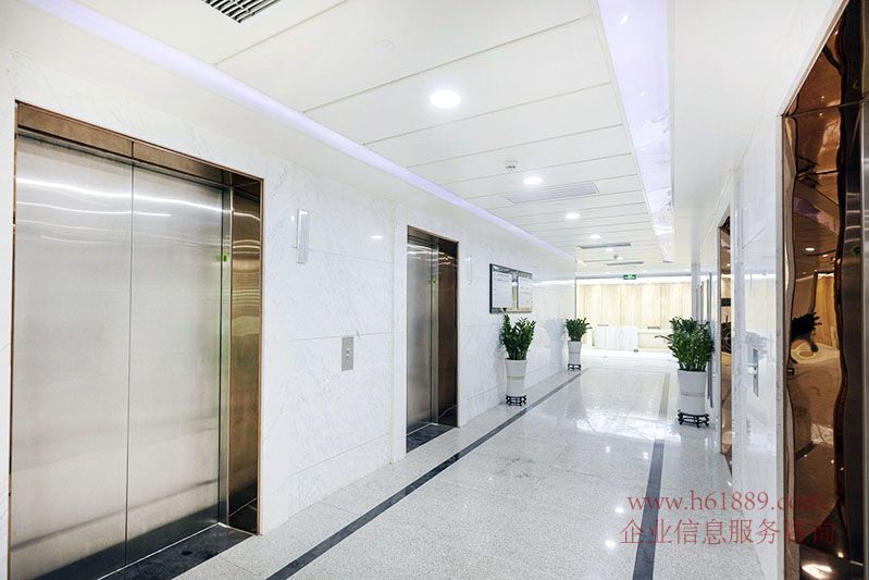 石廈地鐵站 福田區(qū)委附近 新天CBD 新天世紀商務中心 電梯廳圖片