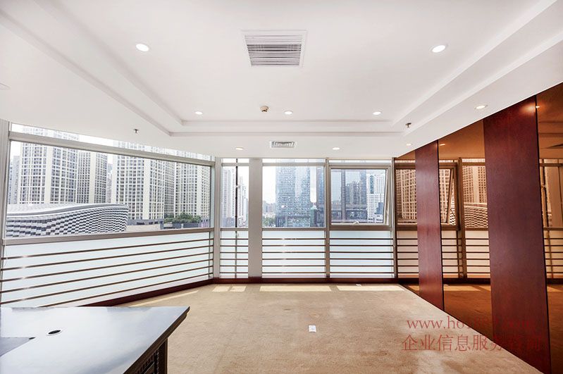 會展中心地鐵口 一手業(yè)主 電梯口 現代國際大廈 出租 裝修圖片