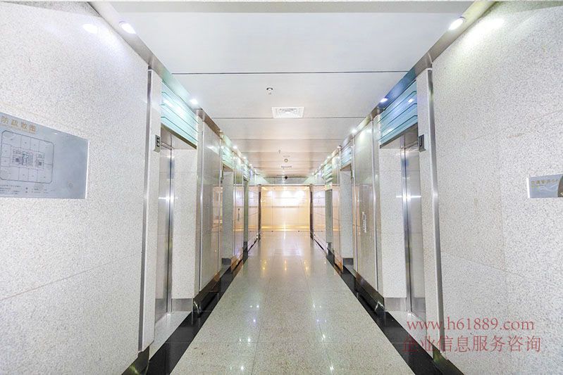 會展中心地鐵口 一手業(yè)主 電梯口 現代國際大廈 電梯廳圖片