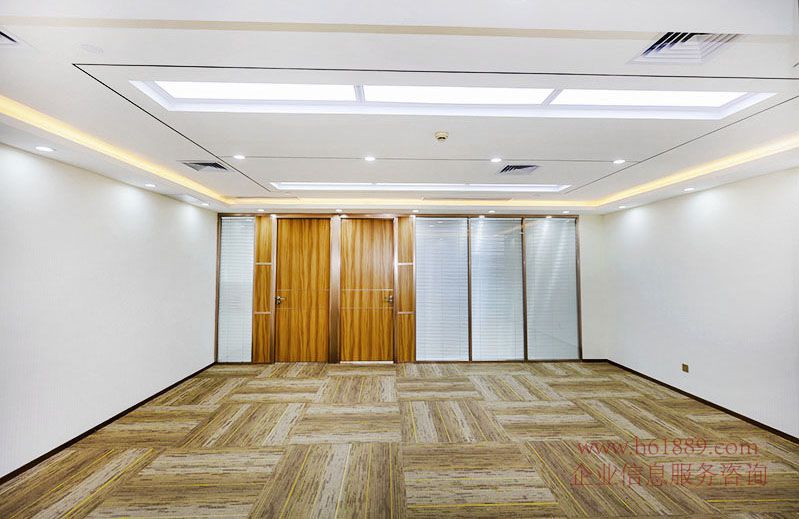 金中環(huán)商務(wù)大廈(金中環(huán)國際商務(wù)大廈)會展中心地鐵蓋上 甲級寫字樓 出租面積:156平米 裝修圖片