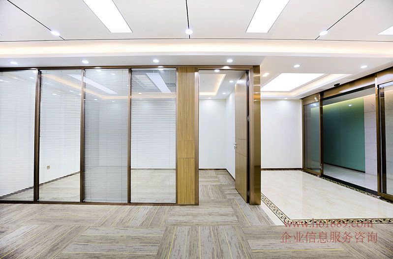 金中環(huán)商務大廈(金中環(huán)國際商務大廈)會展中心地梯口 電梯口 優(yōu)惠出租 裝修圖片
