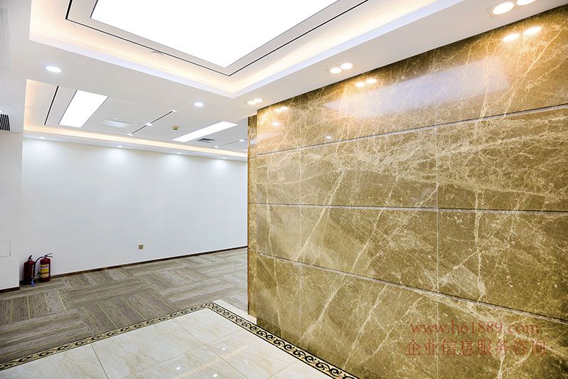 金中環(huán)商務大廈(金中環(huán)國際商務大廈)會展中心地梯口 電梯口 優(yōu)惠出租 裝修圖片