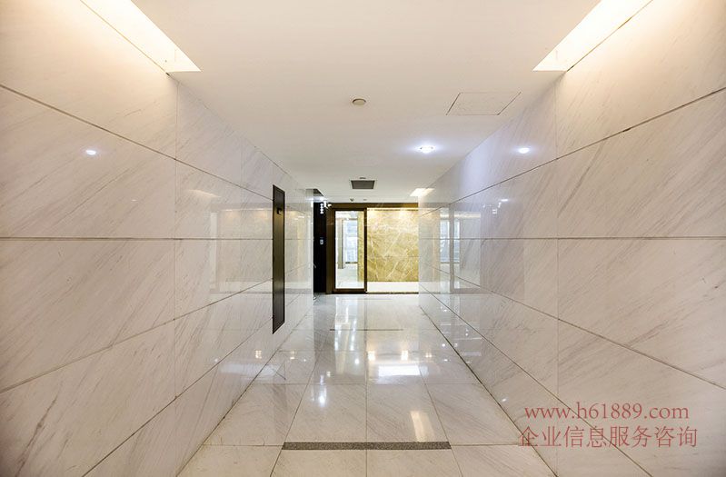 金中環(huán)商務大廈(金中環(huán)國際商務大廈)會展中心地梯口 電梯口 優(yōu)惠出租 公共區(qū)域圖片