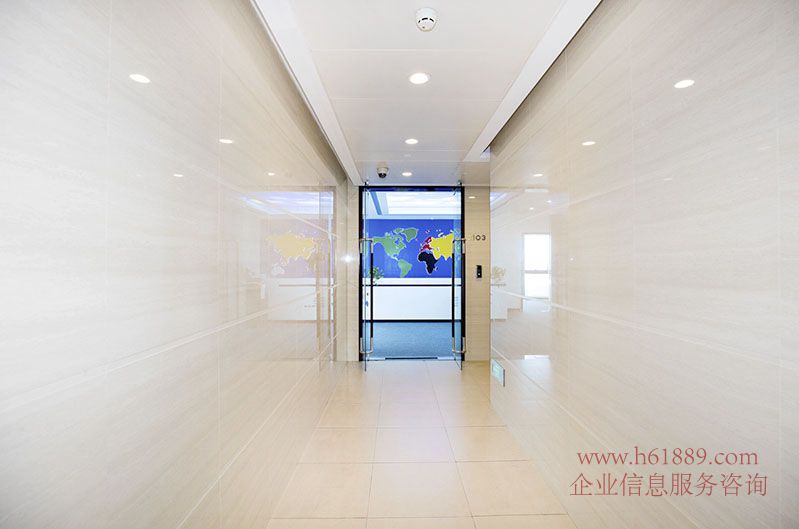 CFC長富中心(長富金茂大廈)保稅區(qū) 看海景 看香港景觀 甲級寫字樓 優(yōu)惠出租 公共區(qū)域圖片