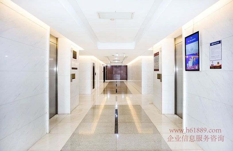 金中環(huán)商務(wù)大廈(金中環(huán)國際商務(wù)大廈)福田中心區(qū) 會展中心地鐵口 地鐵物業(yè) 出租 電梯廳圖片