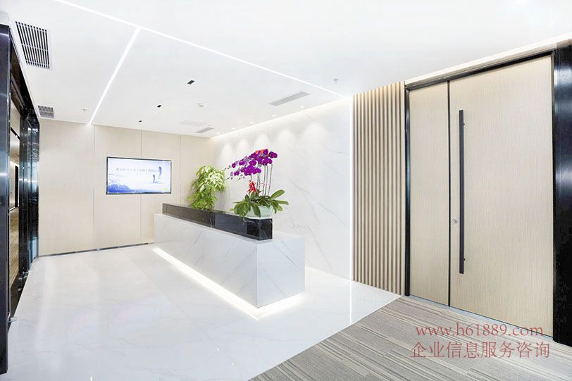 新世界中心(新世界商務(wù)中心)豪華裝修 全新裝修 高端全辦公家私 電梯口 出租 新世界中心 裝修圖片