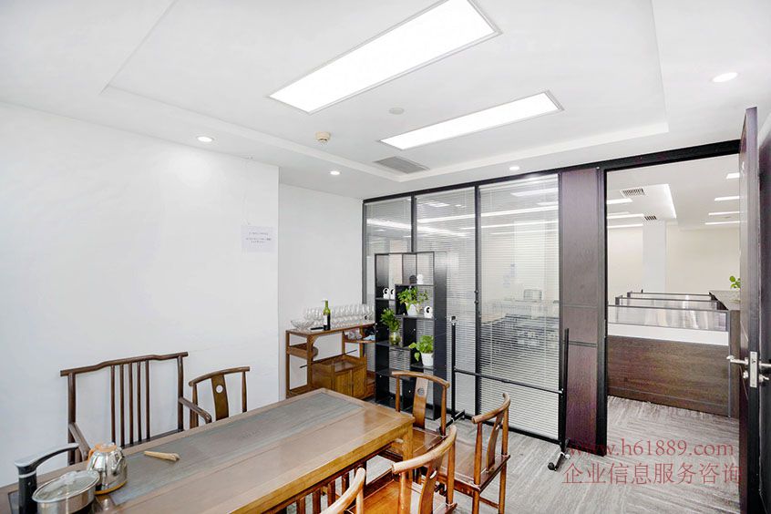 金中環(huán)商務(wù)大廈 電梯口 福田中心區(qū) 會展中心地鐵站E出口 南向 全辦公家私 出租 金中環(huán)國際商務(wù)大廈 裝修圖片