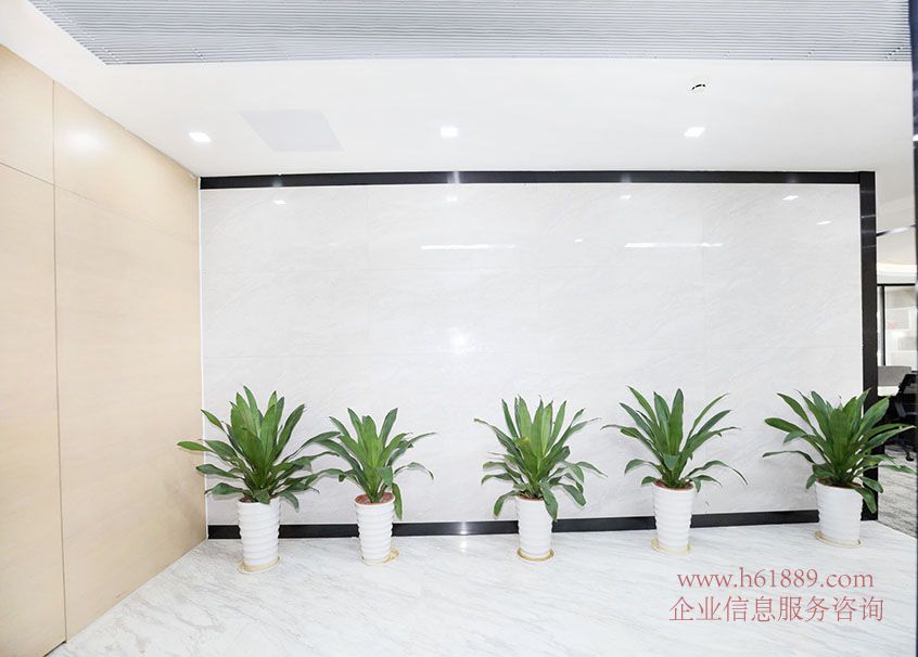 金中環(huán)商務(wù)大廈(金中環(huán)國際商務(wù)大廈)電梯口 租金138元/平米/月 會展中心地鐵站E出口 出租 裝修圖片
