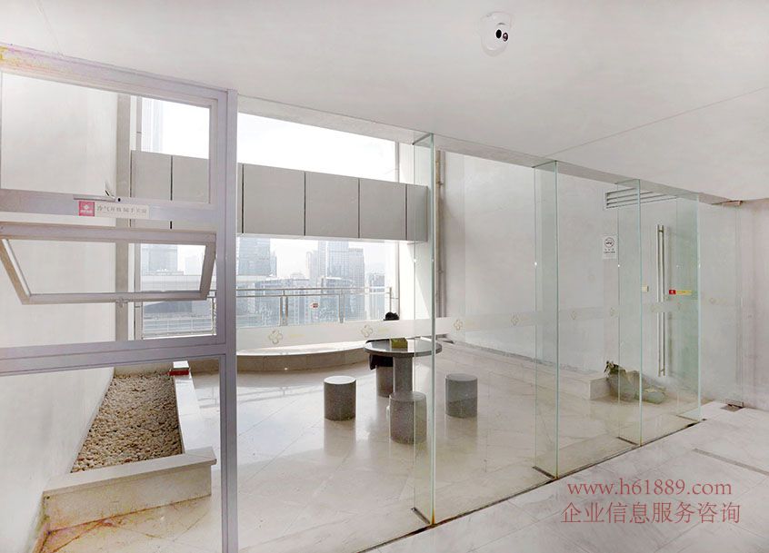 金中環(huán)商務(wù)大廈(金中環(huán)國際商務(wù)大廈)電梯口 租金138元/平米/月 會展中心地鐵站E出口 出租 公共區(qū)域 花園圖片