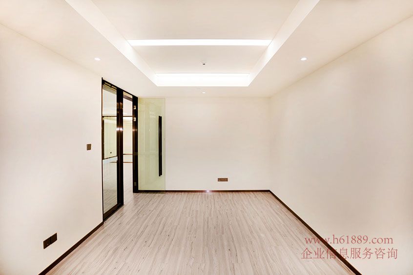 現(xiàn)代國際大廈(現(xiàn)代國際商務(wù)大廈)電梯口 全新裝修 會展中心地鐵站 業(yè)主出租 復(fù)式 二層 裝修圖片