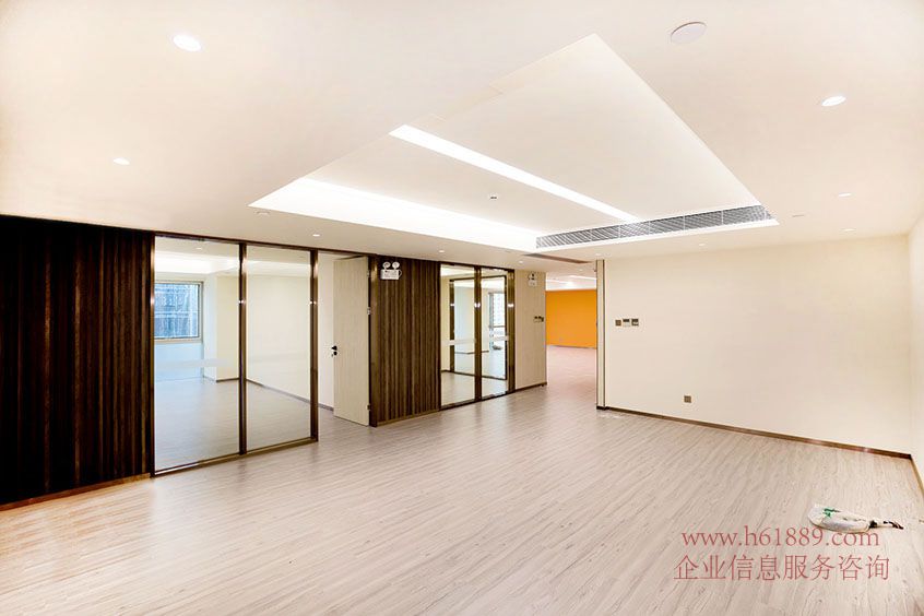 現(xiàn)代國際大廈(現(xiàn)代國際商務(wù)大廈)電梯口 全新裝修 會展中心地鐵站 業(yè)主出租 復(fù)式 二層 裝修圖片