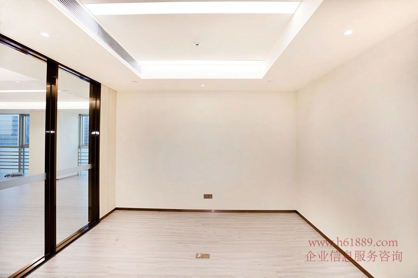 現(xiàn)代國際大廈(現(xiàn)代國際商務(wù)大廈)電梯口 全新裝修 會展中心地鐵站 業(yè)主出租 復(fù)式 一層 裝修圖片